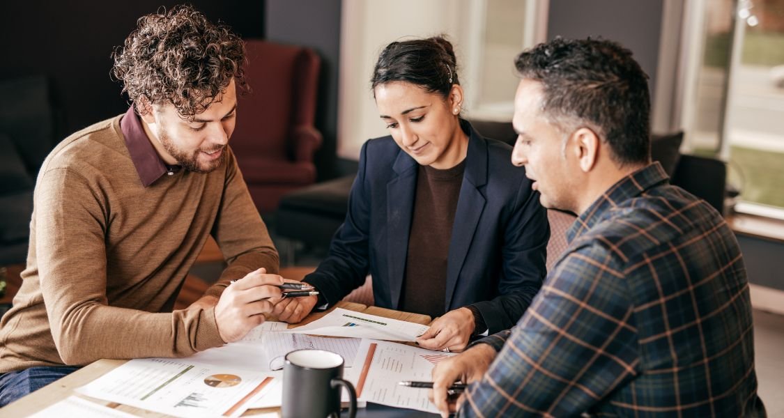 Read more about the article How to Pick the Right Mortgage Lender: Traits of Low-Cost Providers
